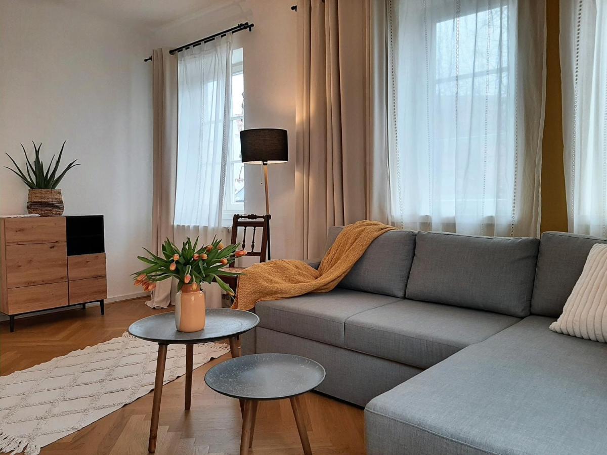 Apartment 4-6 Personen I 80Qm I Altstadt I Dachterasse I Parkplatz 스트라우빙 외부 사진